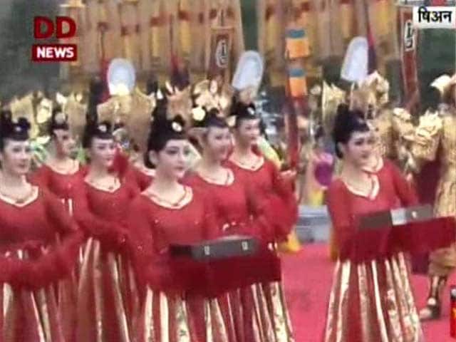 Video : PM Modi Given Ceremonial Welcome in Xi's Hometown