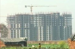 Supreme Court Order Gives Relief for Greater Noida Flat Owners, Leaves Farmers Unhappy Supreme Court Order Gives Relief for Greater Noida Flat Owners, Leaves Farmers Unhappy