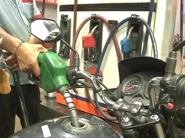 Video : Petrol Price Hiked by Rs 3.13, Diesel by Rs 2.71
