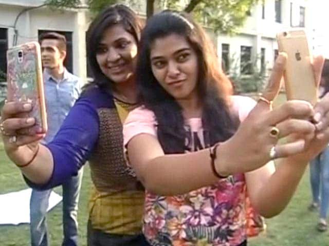 Video : In Ahmedabad, Taking the 'Selfie' to the Next Level