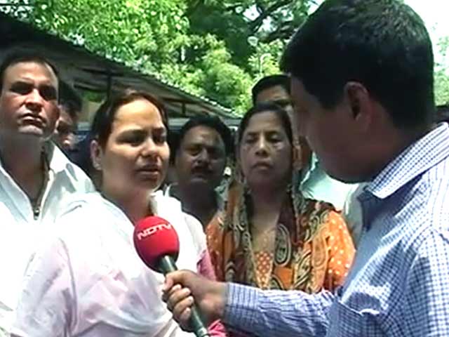 स्पेशल सेल ने उनका मर्डर किया : मनोज की पत्नी