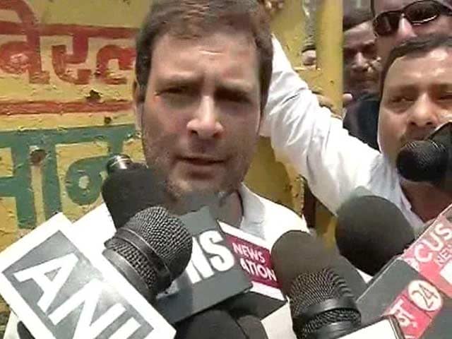 Video : 'PM Travels Abroad, Hasn't Visited a Single Farmer's Home,' Says Rahul Gandhi in Amethi