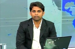 Prefer Bajaj Auto Over Hero MotoCorp: LKP Prefer Bajaj Auto Over Hero MotoCorp: LKP