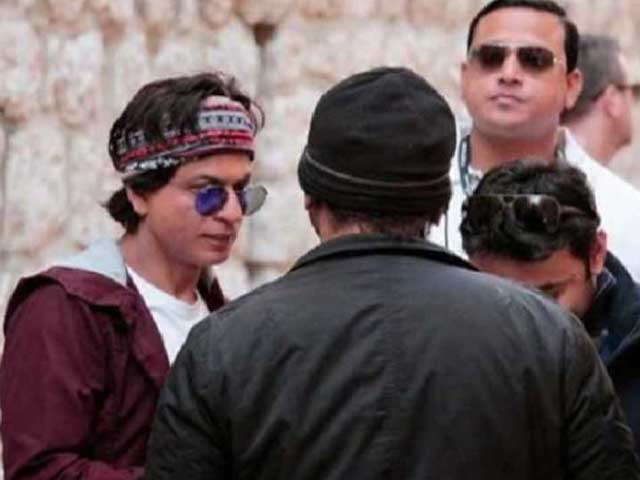 In Search of Shah Rukh Khan's Biggest <i>Fan</i>