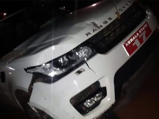 Videos : केरल के मंत्री की कार से टकराकर प्रोफेसर की मौत