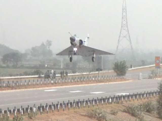 Air Force Released This Footage of Jet Landing on Highway