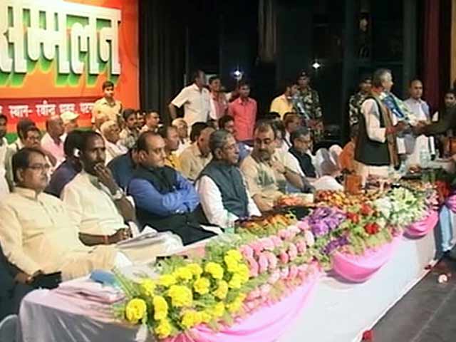 पीएम की सलाह भी ताक पर, वोट के लिए कुछ भी करेगी बिहार बीजेपी