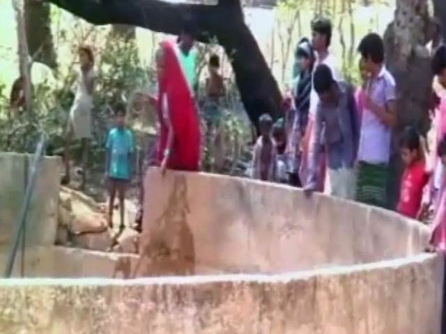 मध्य प्रदेश में अगड़ों ने दलितों के पानी लेने पर लगाई रोक, प्रशासन मूकदर्शक