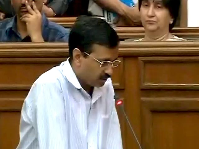 Videos : प्राइम टाइम इंट्रो : दिल्ली में शक्तियों को लेकर खींचतान जारी