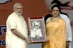 सामाजिक तनावों का एक साल सामाजिक तनावों का एक साल