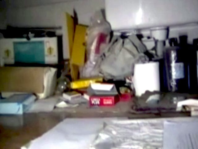 Videos : झारखंड : गोड्डा का बीमार अस्पताल,  टॉयलेट में रखे सामान के जरिये टीबी की जांच