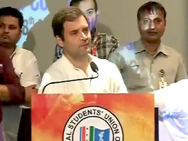 इंडिया 7 बजे : पीएम मोदी और संघ पर राहुल हमलावर