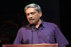 As War Heroes Protest, Defence Minister Manohar Parrikar Promises One Rank One Pension Soon As War Heroes Protest, Defence Minister Manohar Parrikar Promises One Rank One Pension Soon