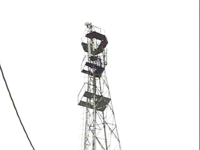 Video : Mobile Towers Targeted by Terrorists in Jammu and Kashmir Restored by Police