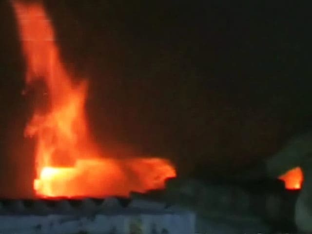 स्पीड न्यूज : कानपुर में लकड़ी का गोदाम जलकर हुआ खाक