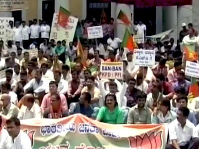 दंगों से जुड़े 175 केस वापस लेगी कर्नाटक सरकार