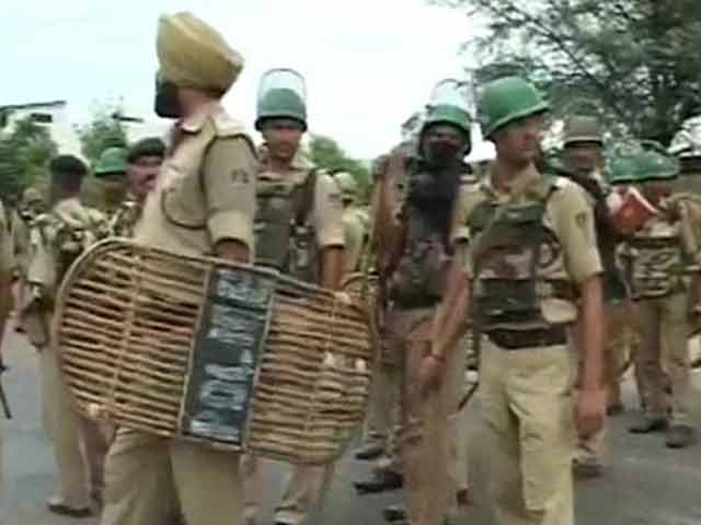 Authorities Reach Agreement With Sikhs in Jammu, But Nervous Calm Prevails in City