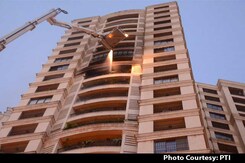 7 Killed, 28 Injured After Fire at High-Rise Building in Mumbai's Chandivali 7 Killed, 28 Injured After Fire at High-Rise Building in Mumbai's Chandivali