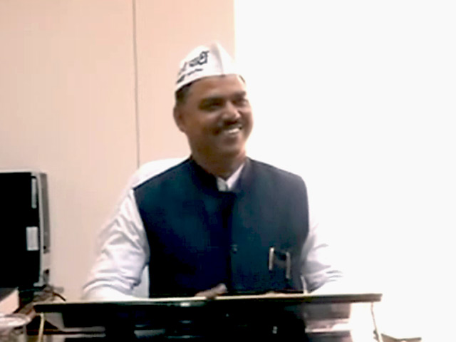 इंडिया 7 बजे : फर्जी डिग्री मामले में फंस गए कानून मंत्री तोमर, मुसीबत और बढ़ेगी