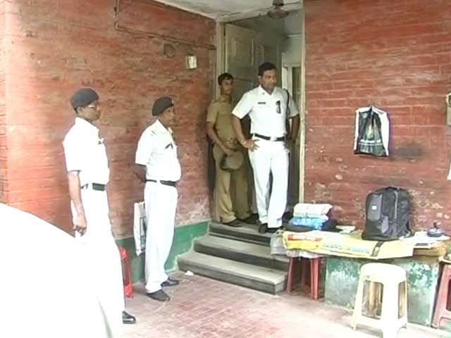In Heart of Kolkata, Isolated Man Found Living With Sister's Corpse