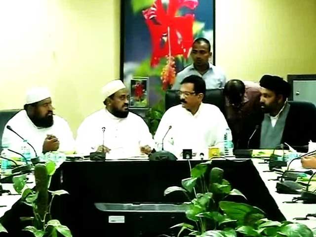 Muslim Groups Meet Minister and Lend Support to Yoga Day