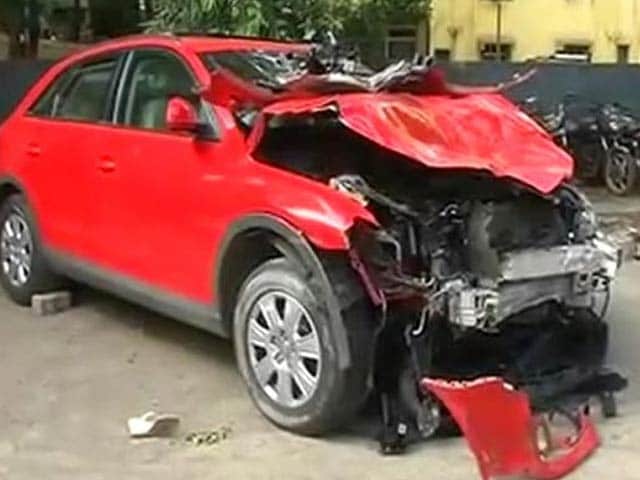 Video : Mumbai Woman Who Rammed Audi Into Taxi Allegedly Had 3 Times the Level of Alcohol Permitted When Driving