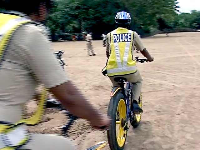 मुंबई पुलिस साइकिल से करेगी समुद्री तट की सुरक्षा