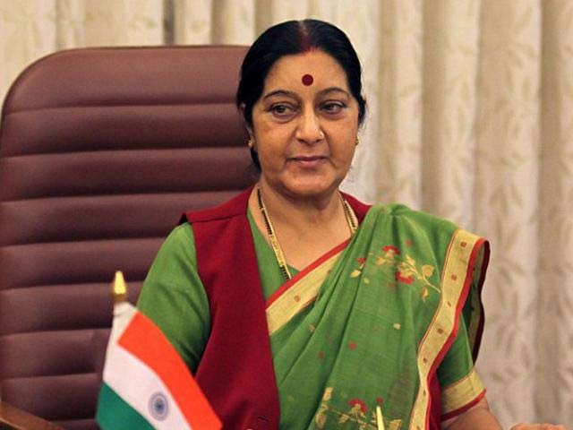 इंडिया 9 बजे : ललित मोदी की मदद करके विवाद में आईं सुषमा