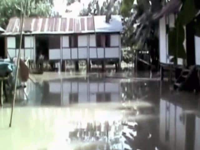 Video : Assam Floods: Nearly 2 Lakh People Affected, 9000 Hectares of Crop Lost