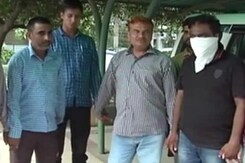 दिल्ली : नामी स्कूलों में गरीब तबके कोटे से 250 फर्जी एडमिशन दिल्ली : नामी स्कूलों में गरीब तबके कोटे से 250 फर्जी एडमिशन