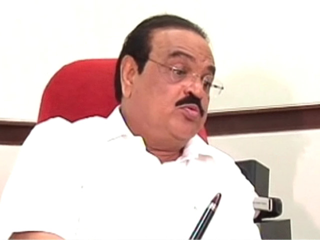 छगन भुजबल की संपत्तियों पर एसीबी के छापे