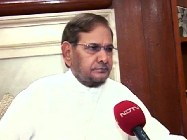 पीएम मोदी बोलें और देश को सच बताएं : ललित मोदी मामले पर शरद यादव