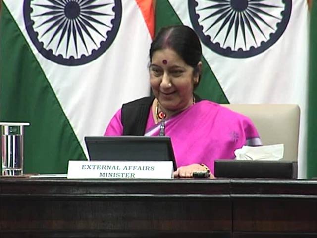 सुषमा के साथ सरकार, वसुंधरा के साथ नहीं!