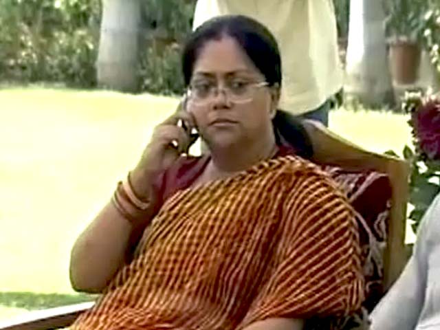 इंडिया 7 बजे : वसुंधरा ने की अमित शाह से बात