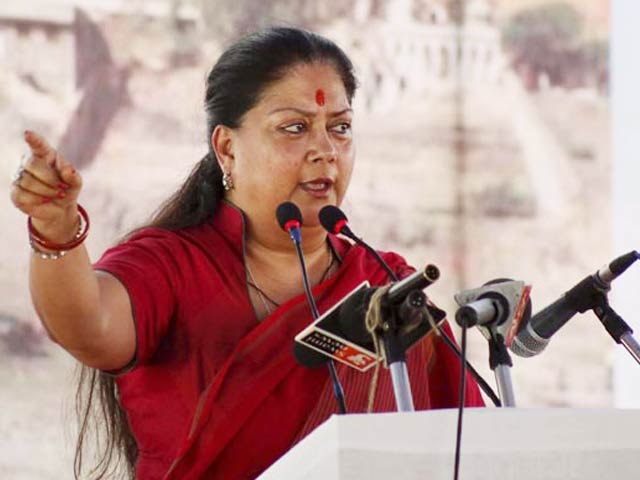 Lalit Modi Row: Firmly Behind Sushma Swaraj, BJP Refuses to Back Vasundhara Raje For Now, Say Sources