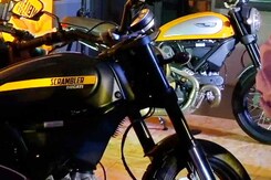 डुकाटी ने भारतीय बाजार में उतारे स्क्रैंबलर बाइक के दो वेरिएंट डुकाटी ने भारतीय बाजार में उतारे स्क्रैंबलर बाइक के दो वेरिएंट
