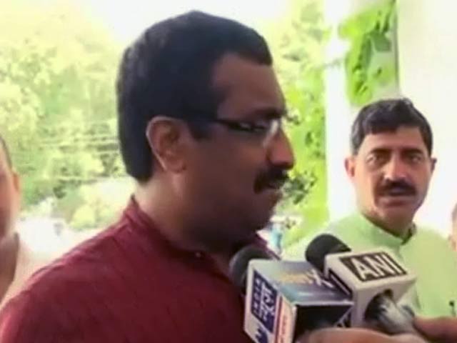 नेशनल रिपोर्टर : एक ट्वीट और कई सवाल