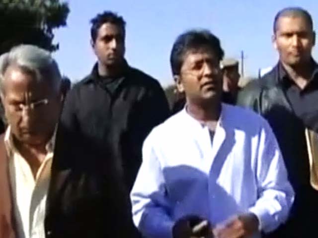 प्राइम टाइम इंट्रो : क्रिकेट वाले मोदी की 'ललित' लीलाओं पर प्रश्नपत्र