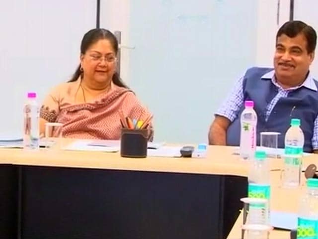 Video : खबरों की खबर : पूर्व आईपीएल कमिश्नर ललित मोदी को लेकर बीजेपी में कशमकश