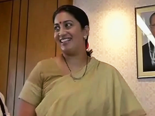 स्मृति ईरानी की बढ़ी मुश्किलें, शैक्षिक योग्यता मामले पर कोर्ट सुनवाई को तैयार