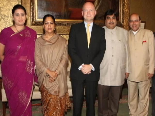 वसुंधरा राजे ने 'गोपनीय' दस्तावेज पर हस्ताक्षर के लिए बढ़ाया था लंदन दौरा : सूत्र