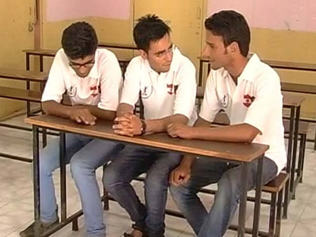Video : Why These Kashmiri Boys May Miss Their IIT Dream