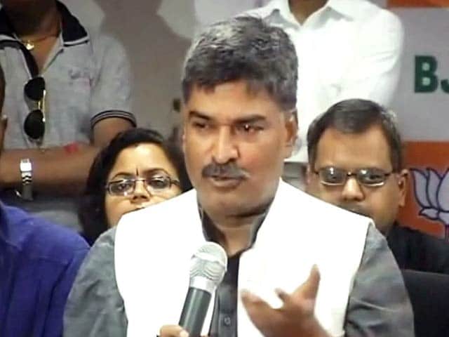 बिहार की सियासी सरगर्मी में जमकर हो रहा है मर्यादाओं का उल्लंघन