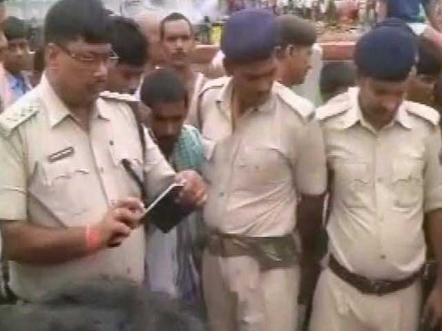 Video : 6 Arrested for Lynching of Bihar School Principal Over Death of 2 Students
