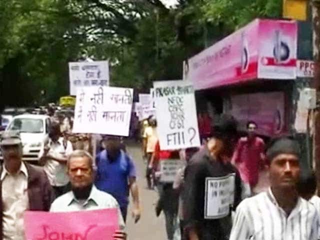 Video : Students' Protest Enters 20th Day at Pune Film Institute Over Key Appointments