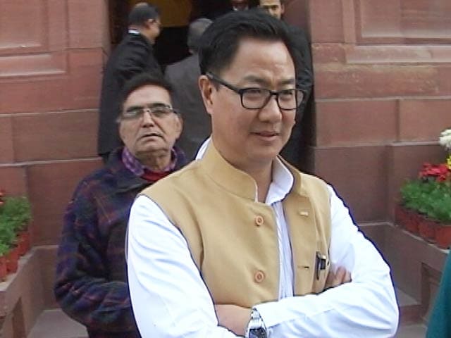Video : To Accommodate Union Minister Kiren Rijiju, Air India Offloaded 3, Including Child