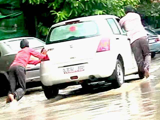 Video : Monsoon Car Care
