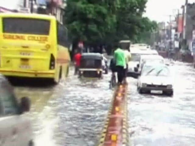 Videos : उत्तराखंड में अगले दो दिनों तक भारी बारिश की चेतावनी, अलर्ट जारी