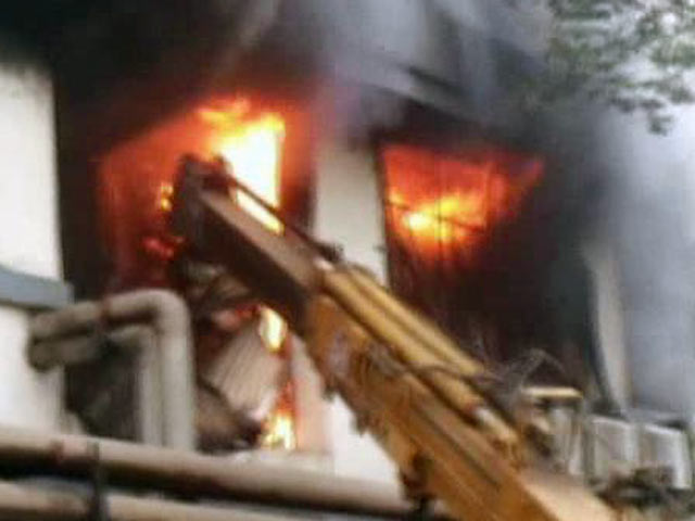 नवी मुंबई में सोनी कंपनी के दफ्तर में आग लगी