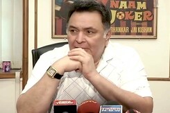 गजेंद्र चौहान को एफटीआईआई अध्यक्ष पद से इस्तीफा देना चाहिए : ऋषि कपूर गजेंद्र चौहान को एफटीआईआई अध्यक्ष पद से इस्तीफा देना चाहिए : ऋषि कपूर